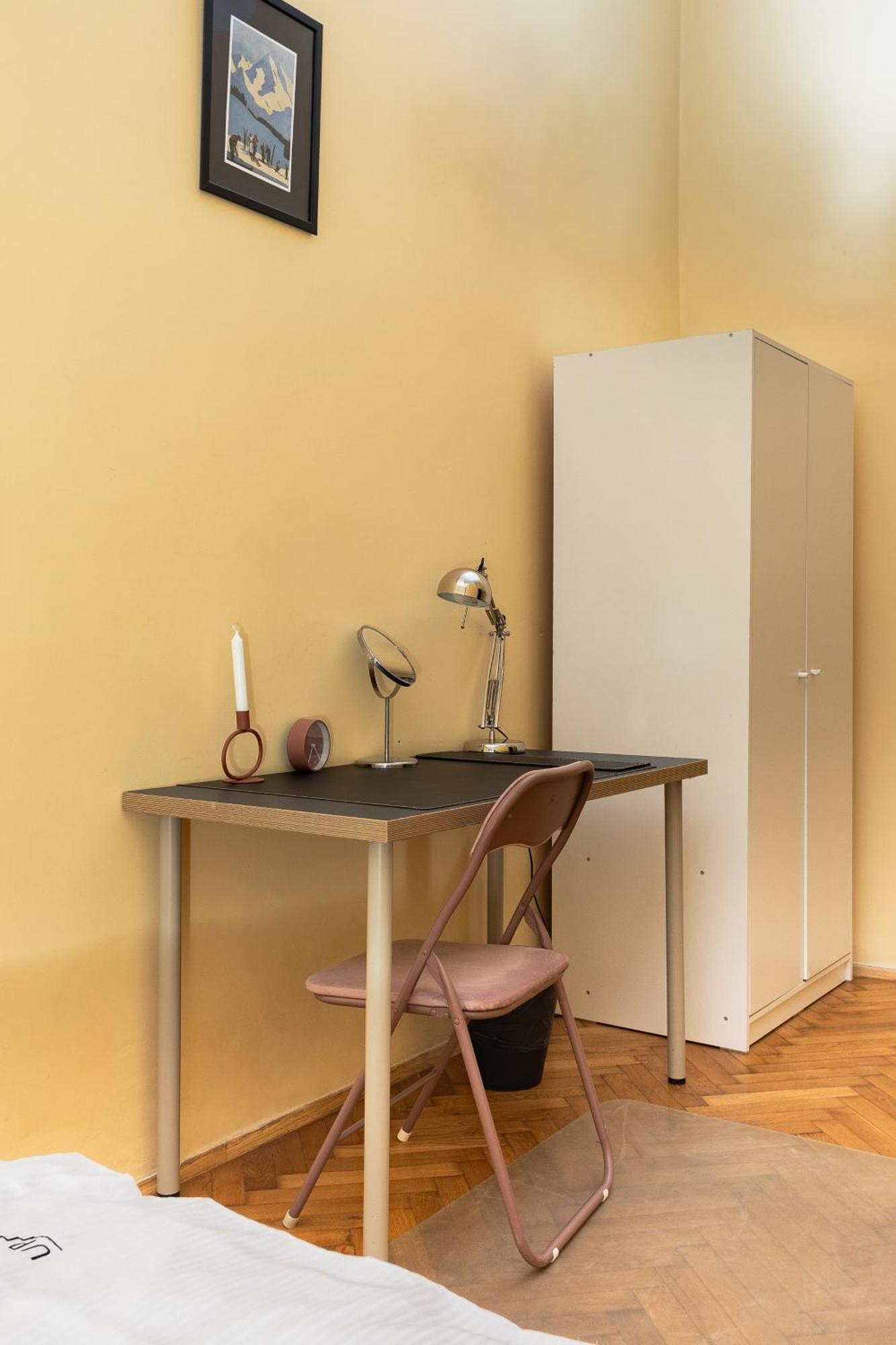 Homely 4 Bedroom Apartment - Old Town - By Upstairs Krakow Dış mekan fotoğraf