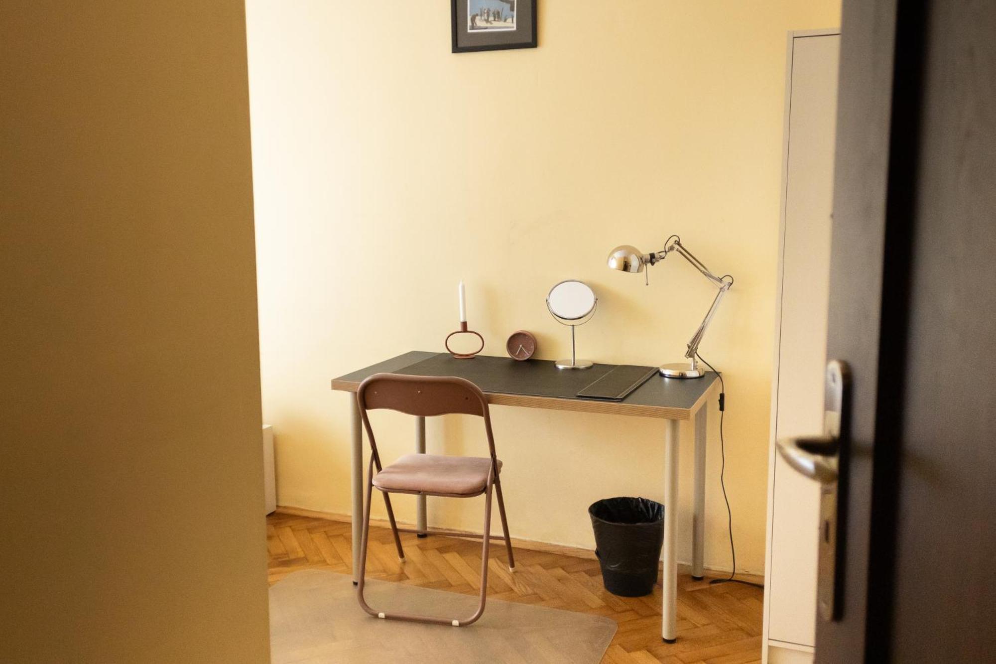 Homely 4 Bedroom Apartment - Old Town - By Upstairs Krakow Dış mekan fotoğraf